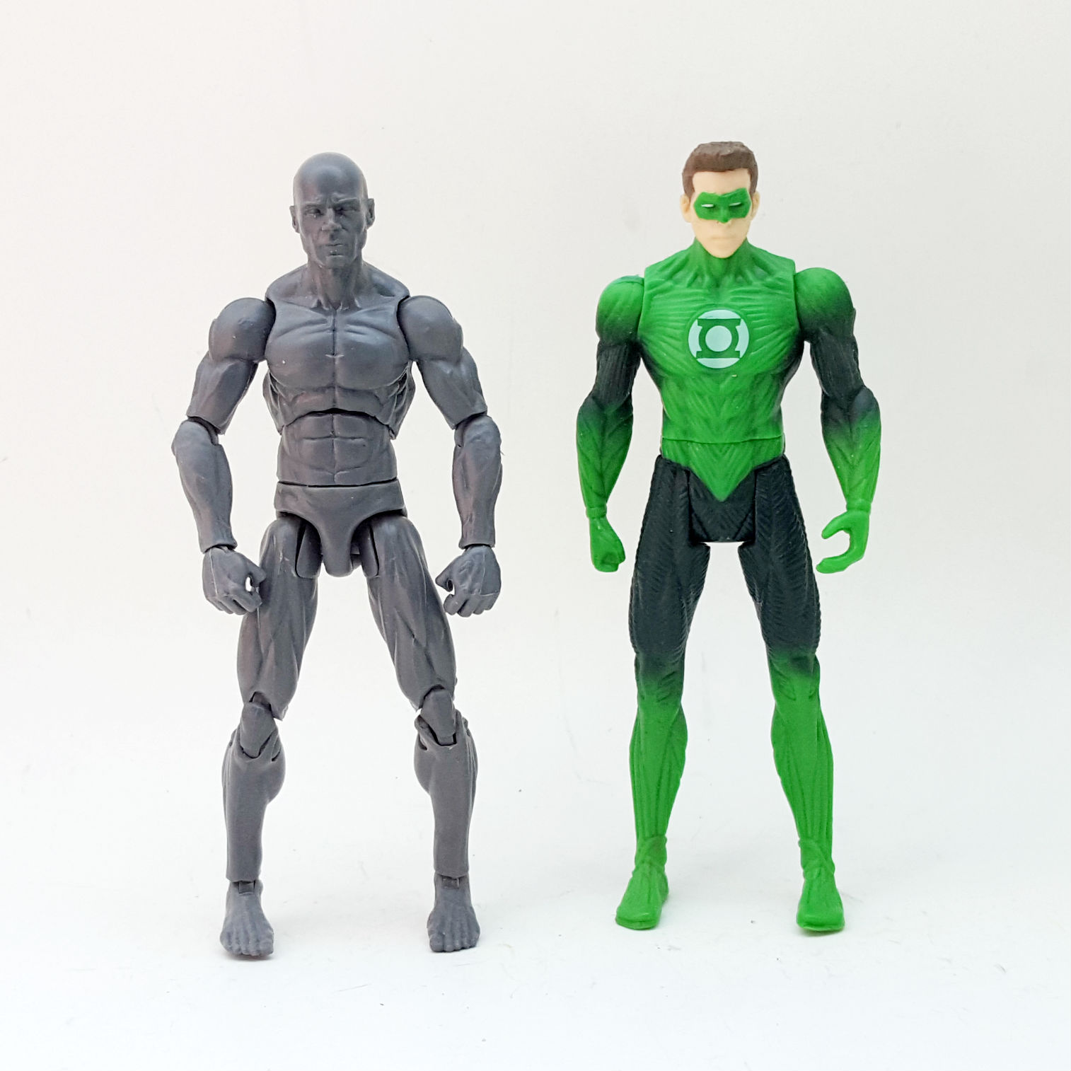 1:18 DC Comics Green Lantern Action Figure Checklist