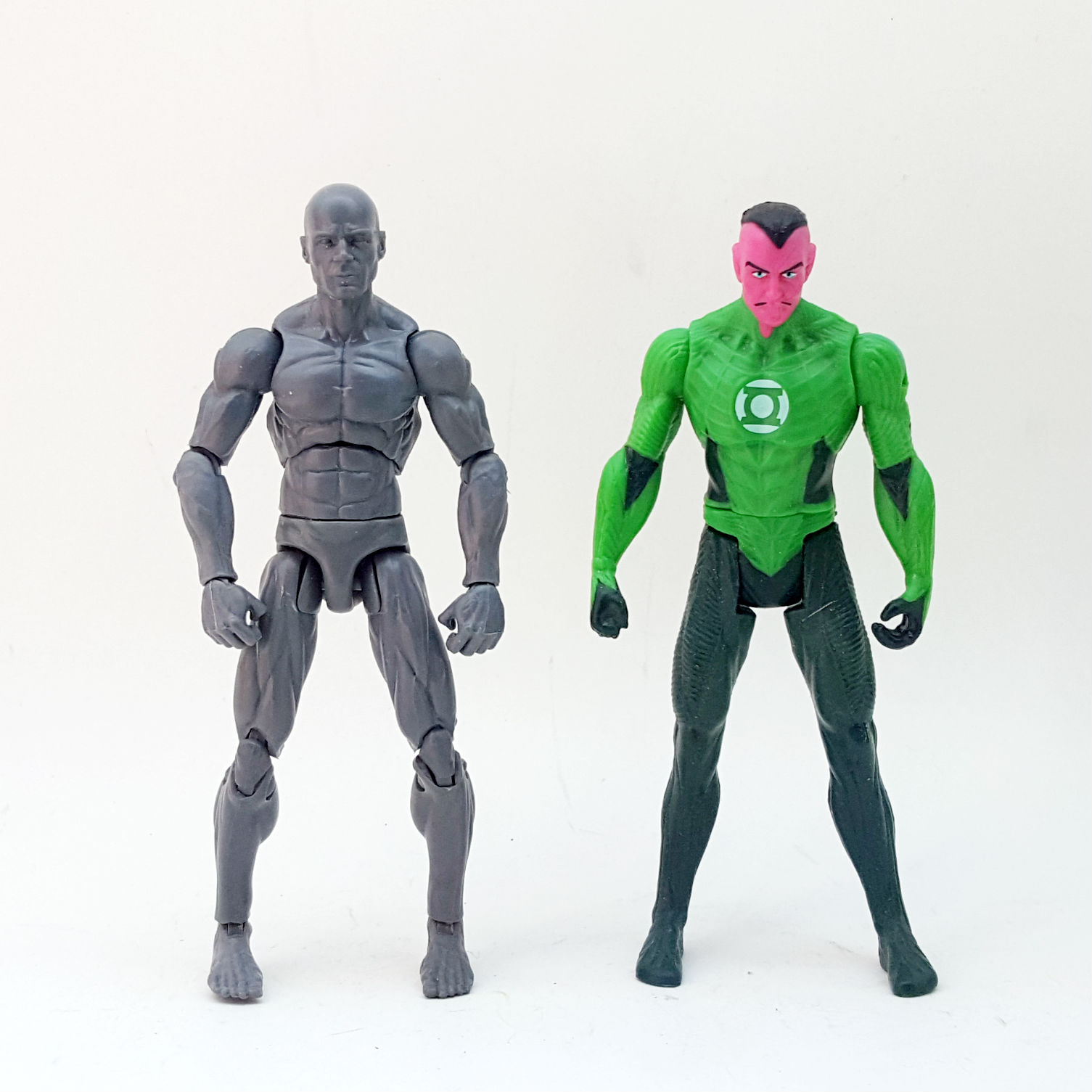 1:18 DC Comics Green Lantern Action Figure Checklist